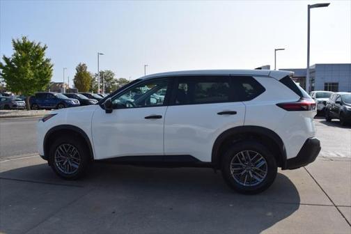 2022 Nissan Rogue S