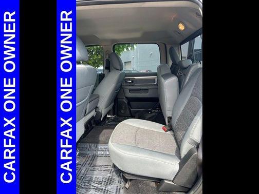 Brilliant Black Crystal Pearlcoat 2017 RAM 1500 Big Horn