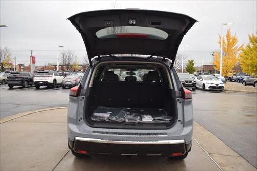 2025 Nissan Rogue Platinum