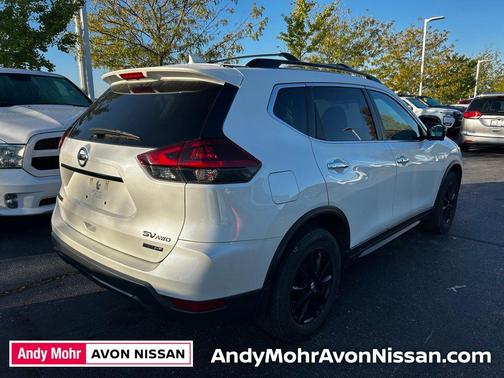 2018 Nissan Rogue SV