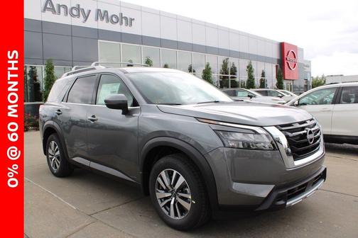 2025 Nissan Pathfinder SL
