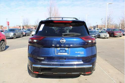 2025 Nissan Rogue Platinum