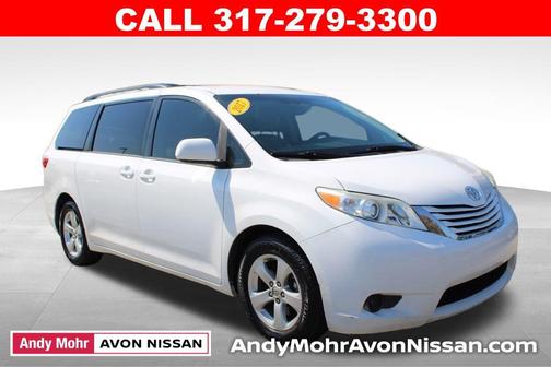 2017 Toyota Sienna LE
