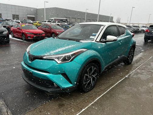 2018 Toyota C-HR XLE Premium