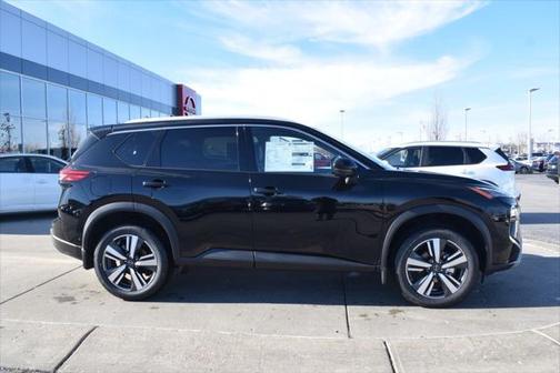 2025 Nissan Rogue SL