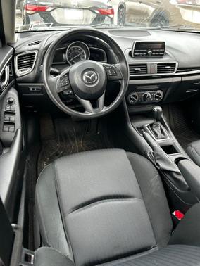 2014 Mazda Mazda3 i Sport