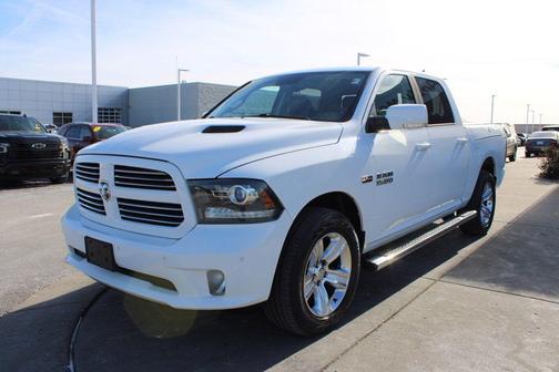 2016 RAM 1500 Sport