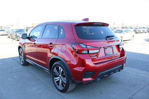 2020 Mitsubishi Outlander Sport SE