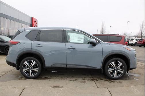2025 Nissan Rogue SL