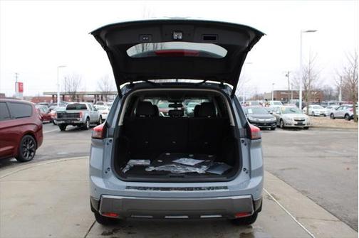 2025 Nissan Rogue SL