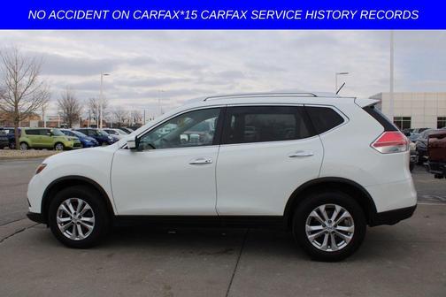 2016 Nissan Rogue SV