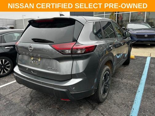 2024 Nissan Rogue SV
