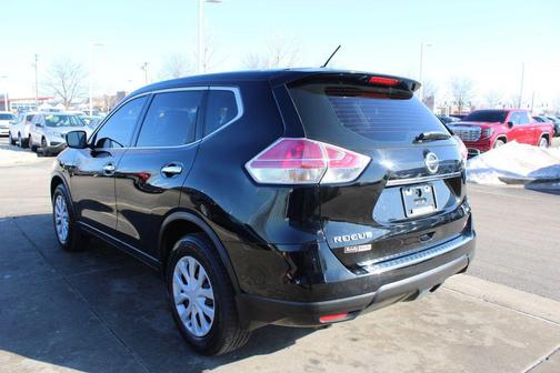 2015 Nissan Rogue S