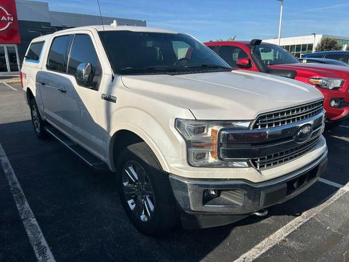 White Platinum Clearcoat Metallic 2018 Ford F-150 Lariat
