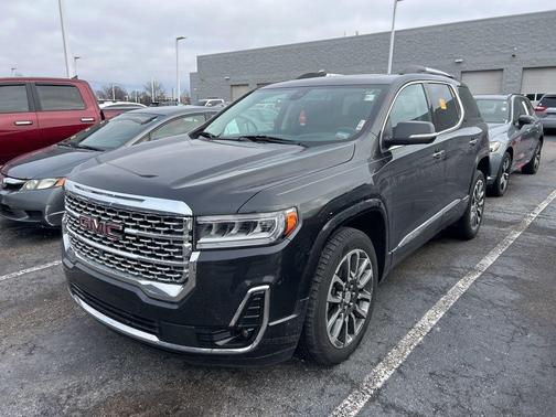 2020 GMC Acadia Denali