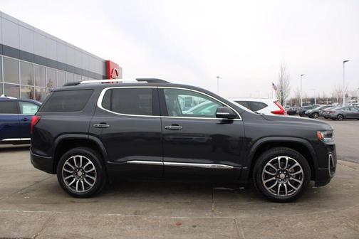 2020 GMC Acadia Denali