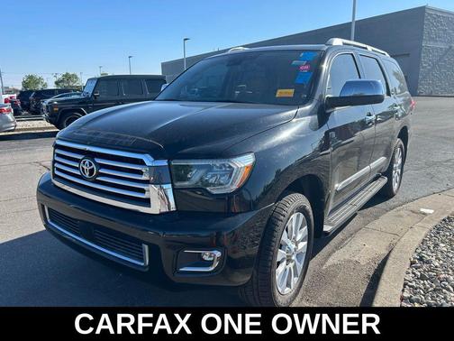Midnight Black Metallic 2018 Toyota Sequoia Platinum