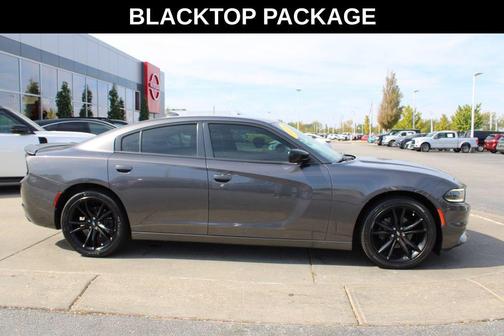 2018 Dodge Charger V6