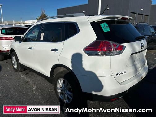 2016 Nissan Rogue SV