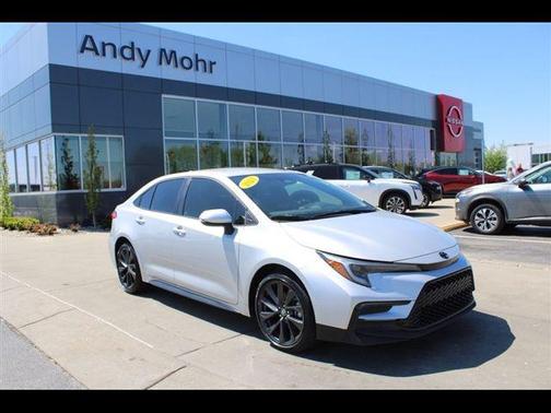 Classic Silver Metallic 2023 Toyota Corolla SE