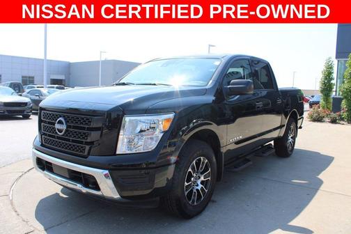 2024 Nissan Titan SV