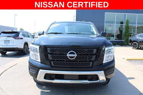 2024 Nissan Titan SV