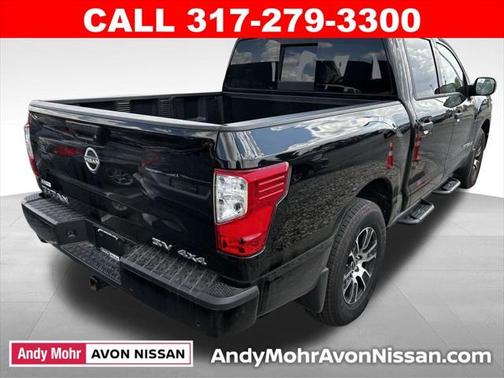 2024 Nissan Titan SV