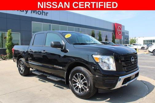 2024 Nissan Titan SV