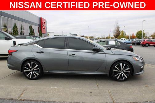 2022 Nissan Altima 2.5 SR