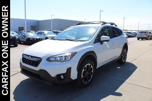 Crystal White Pearl 2022 Subaru Crosstrek Premium