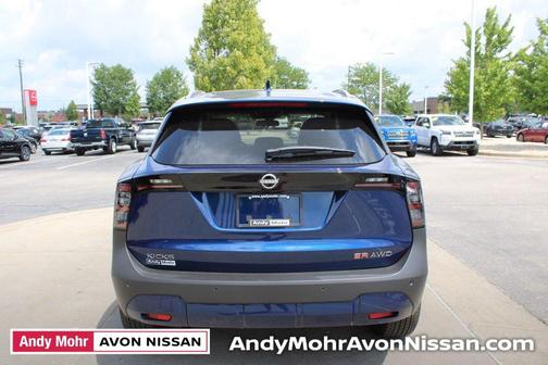 2025 Nissan Kicks SR