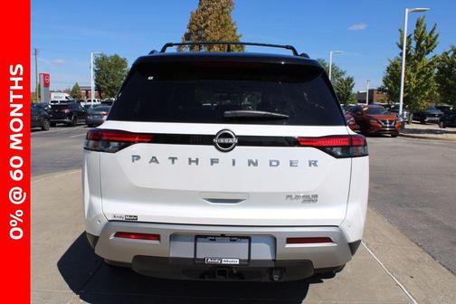 2025 Nissan Pathfinder Platinum