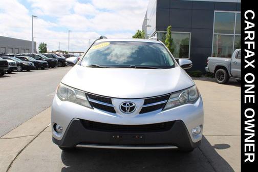 Classic Silver Metallic 2015 Toyota RAV4 XLE