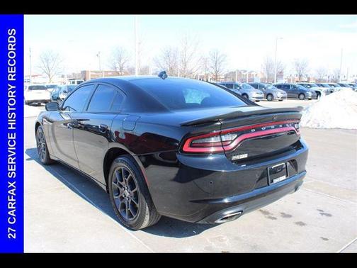 Pitch Black Clearcoat 2018 Dodge Charger GT