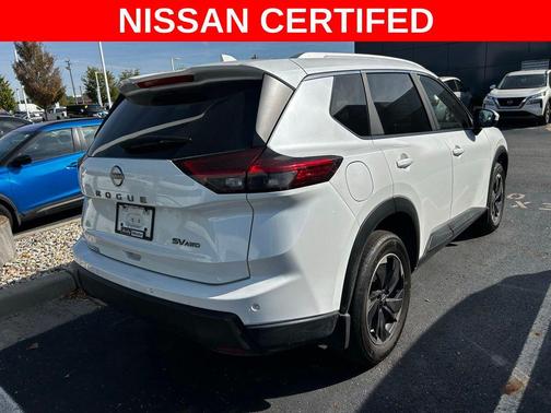 2024 Nissan Rogue SV