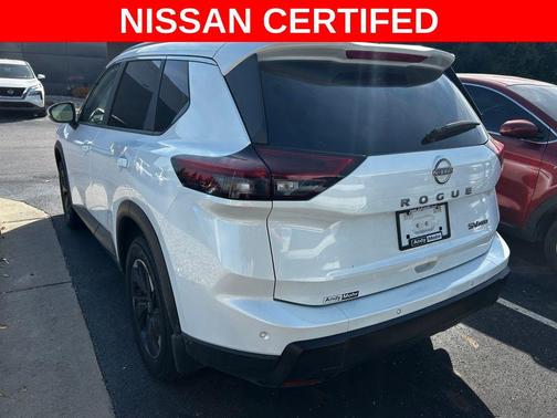 2024 Nissan Rogue SV