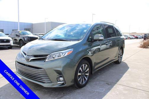 2020 Toyota Sienna Limited Premium
