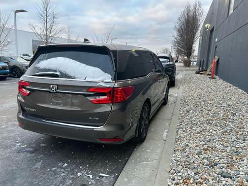 2023 Honda Odyssey Elite