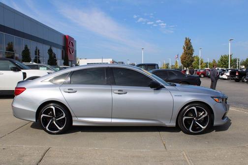 2022 Honda Accord Hybrid Base