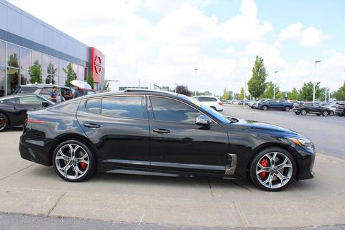 2019 Kia Stinger GT2