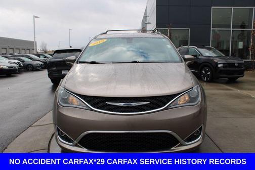 2018 Chrysler Pacifica Touring-L Plus