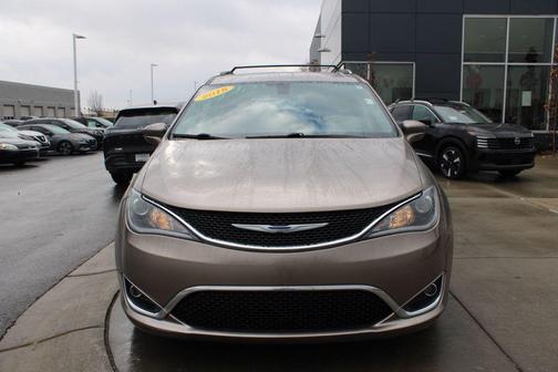 2018 Chrysler Pacifica Touring-L Plus