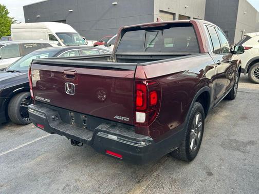Deep Scarlet Pearl 2020 Honda Ridgeline RTL-E