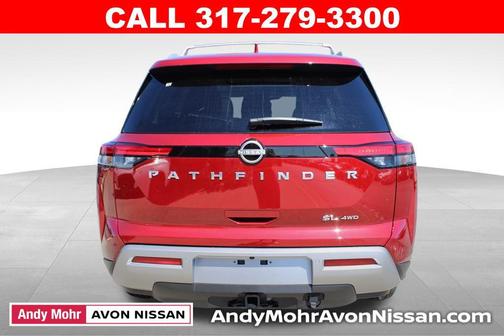 2025 Nissan Pathfinder SL