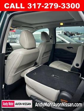 2023 Nissan Pathfinder SL