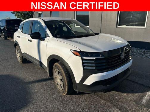 2025 Nissan Kicks S