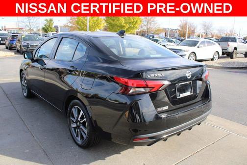 2022 Nissan Versa 1.6 SV