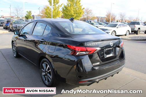 2022 Nissan Versa 1.6 SV