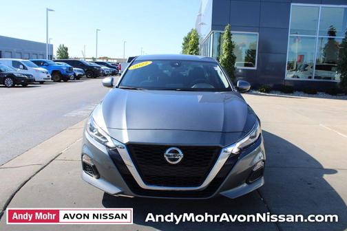 2022 Nissan Altima 2.5 SV