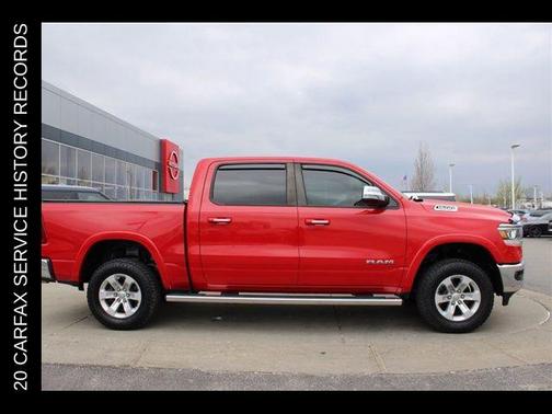 Flame Red Clearcoat 2019 RAM 1500 Laramie